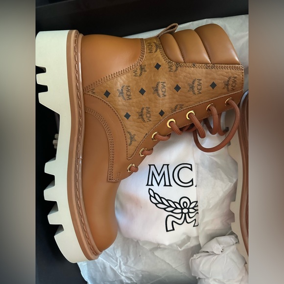 New in Box with Dust Bag MCM woman’s combat boots size 41. - Picture 2 of 3